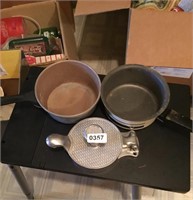 Vintage cookware