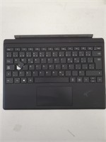 MICROSOFT SURFACE PRO TYPE COVER WITH ONE KEY OFF
