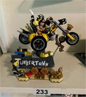 lego~Junkertown Motorcycle