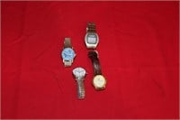 Lot 4 Mens Watches: 3 Timex and 1 Lacrosse