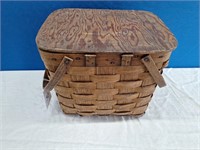 Vintage Picnic Basket