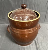 Glazed ceramic 2-gallon lidded fermenting pot