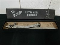 The Slick flywheel Turner