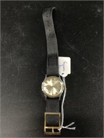 Timex windup wrist watch with nylon band, in worki