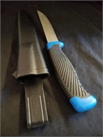 Wahoo killer fish fillet knife with plastic clip