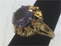 14 k gold ring w/sapphire, size 7