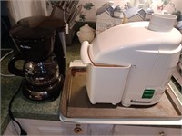2 pc mr coffee maker and the juiceman junior