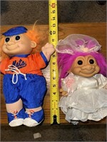 2 troll dolls