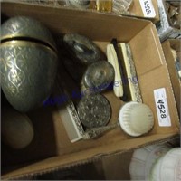Dresser sets, marble and brass eggs
