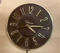 Mid-Century Round Electric Kitchen Wall Clock
