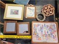 Lot of Wall Decor, Mirrors, Floral Design & more