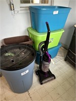 Bissell Vacuum & Totes, Trash Cans