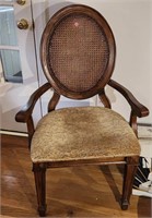 vnt. rattan back cameo arm chair