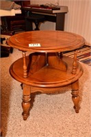 HARDROCK MAPLE ROUND END TABLE