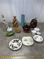 Vases, acorn bowl with lid, glass cruet, serving