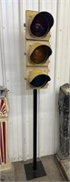 Metal Stoplight-No elec