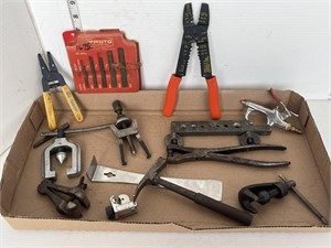 Lot- gear pullers, wire strippers, misc tools