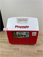 Igloo Playmate cooler