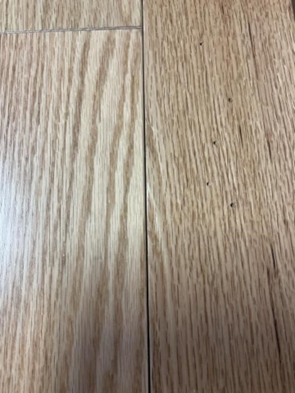 3/4" x 4" Red Oak Natural x 900 Sq ft