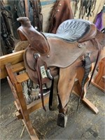 Western 15.5" Saddle c/w Front & Rear Cinch