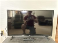 LG 32" Flat Screen TV