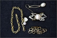 14kt gold lot set with pearl and diamond: bracelet