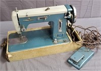 Montgomery Ward Zig Zag Sewing Machine