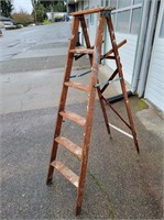 Wooden 6-Foot Ladder