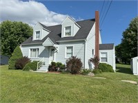 3BR, 2BA 2 Story home with detached garage