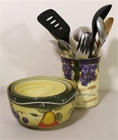 4Pc Fruit Painted Ceramic Mixing Bowls & Utensil
