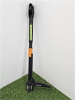 FISKARS TELESCOPIC WEED PULLER - NEVER USED