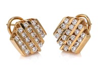 PAIR OF 14K YELLOW GOLD AND DIAMOND EARRINGS, 8.3g