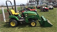 JD 2305 Tractor w/Loader
