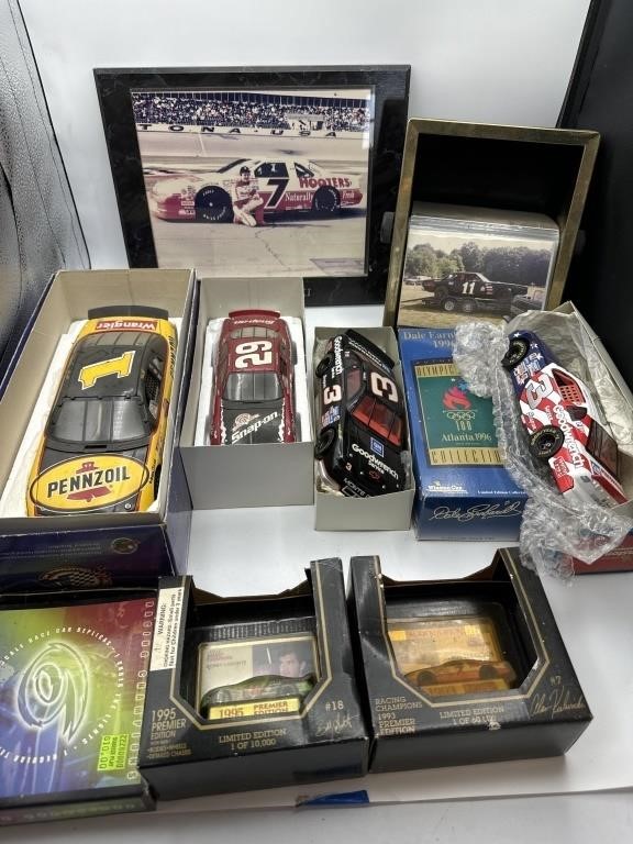 NASCAR model cars 1:18 scale