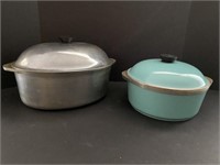 2 Aluminum Pots