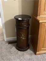 Round Column Table / Plant Stand