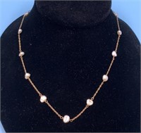 Pearl necklace on gold chain            (P 7)