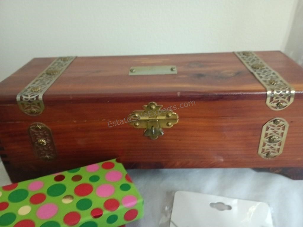 Jewelry Box w Contents and 18kt Gold Plated Neck