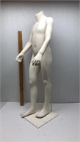 43" CHILD MANNEQUIN & STAND - REMOVABLE ARMS