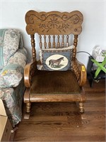 VERY NICE VTG LARGE OAK ROCKING CHAIR