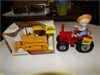 J.D. Crawler & Tin Tractor w/Farmer