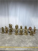 Assortment of gold painted angels and head busts