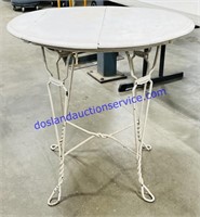 Cafe Style Table (30 x 30)