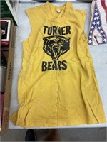 Turner bears sleeveless shirt size small