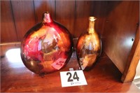 (2) Piece Vase Decor (1 Has Chip)(R1)