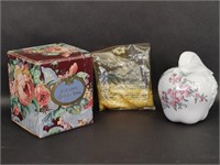 Elizabeth Arden Porcelain Apple Pomander/scents