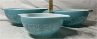 Turquoise Pyrex Amish Bowl Set