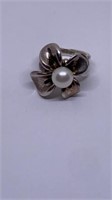 Sin King pearly stone ring  marked 925 sz 4.5