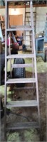 6 ft wooden ladder