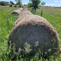 4'x4' hay - round bales 2 years old(1st &2cnd mix)